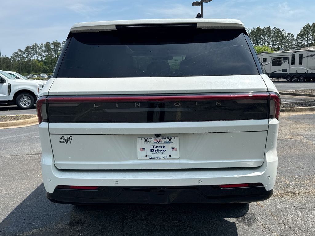 2026 Lincoln Navigator Reserve