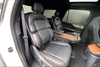 2027 Lincoln Navigator Black Label