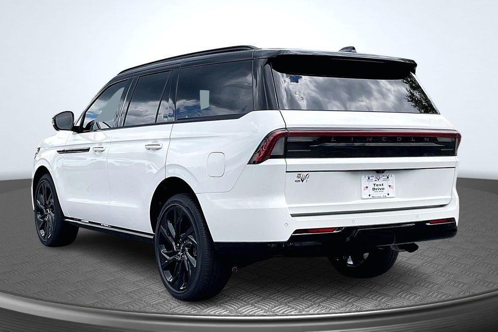 2027 Lincoln Navigator Black Label