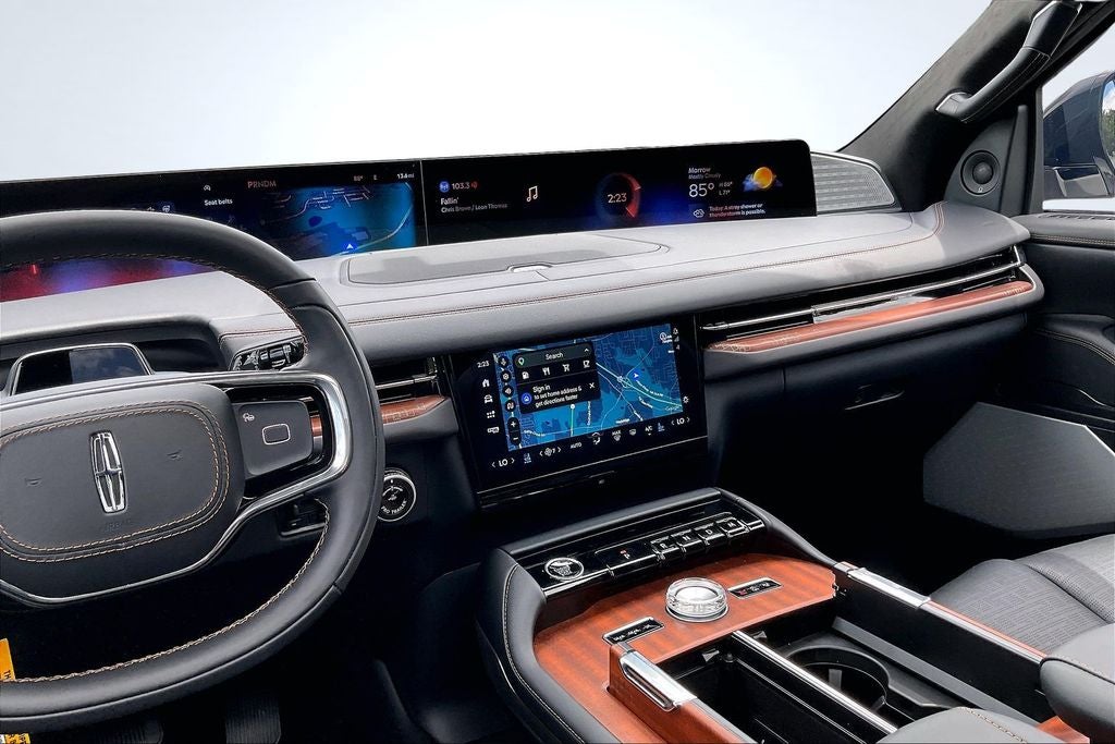2027 Lincoln Navigator Black Label