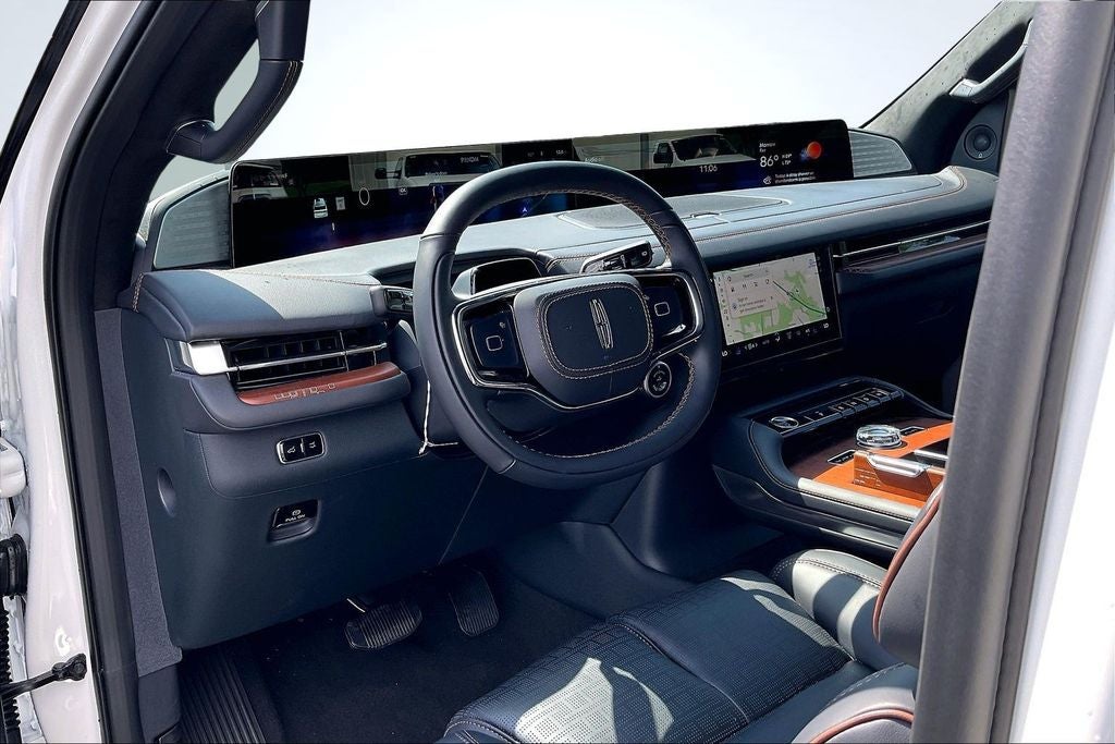 2027 Lincoln Navigator Black Label