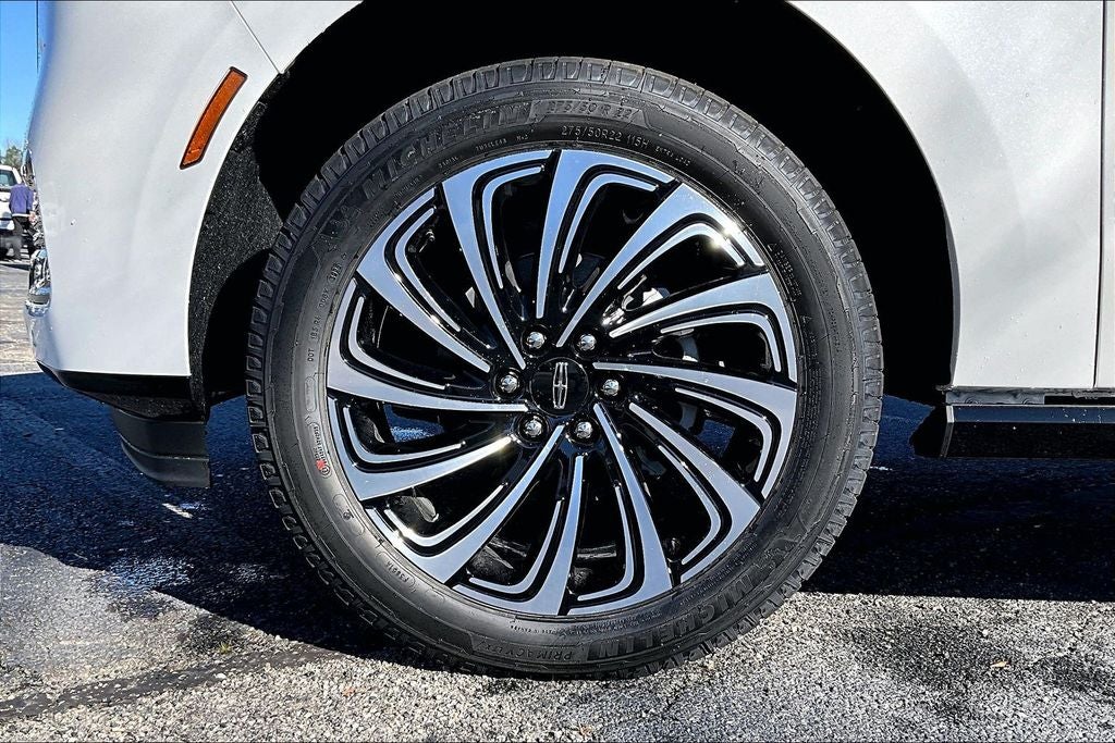 2025 Lincoln Navigator Black Label