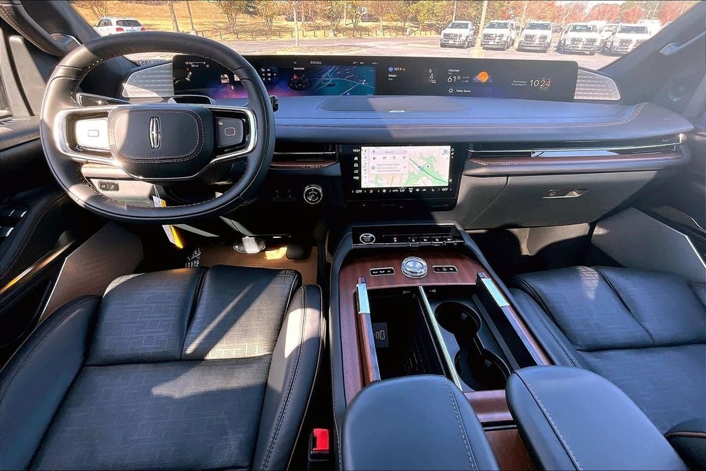 2025 Lincoln Navigator Black Label