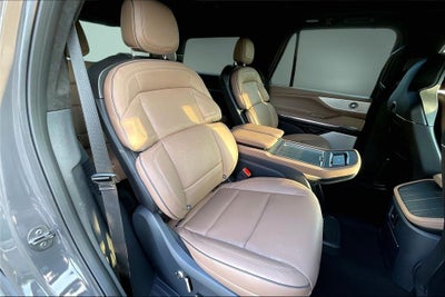 2027 Lincoln Navigator Black Label