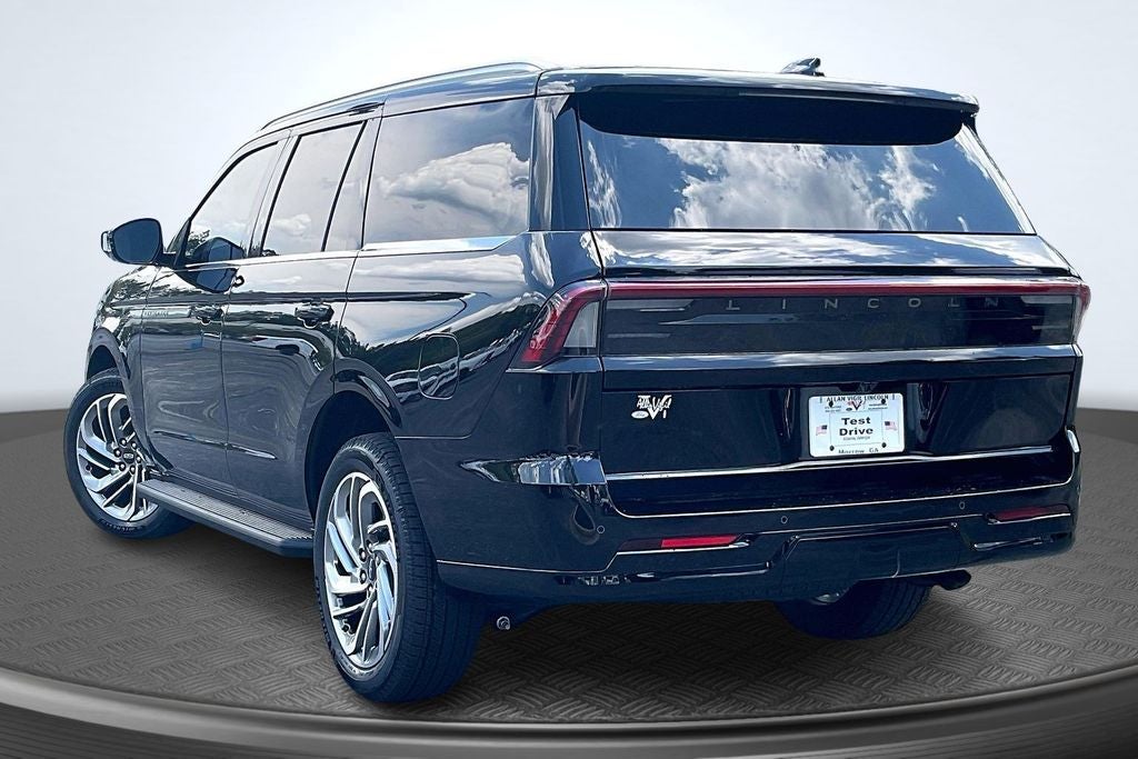2026 Lincoln Navigator Premiere