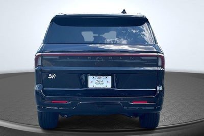 2026 Lincoln Navigator Premiere