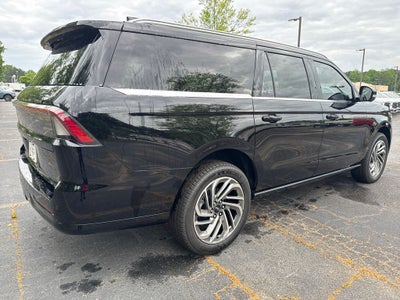 2026 Lincoln Navigator L Reserve
