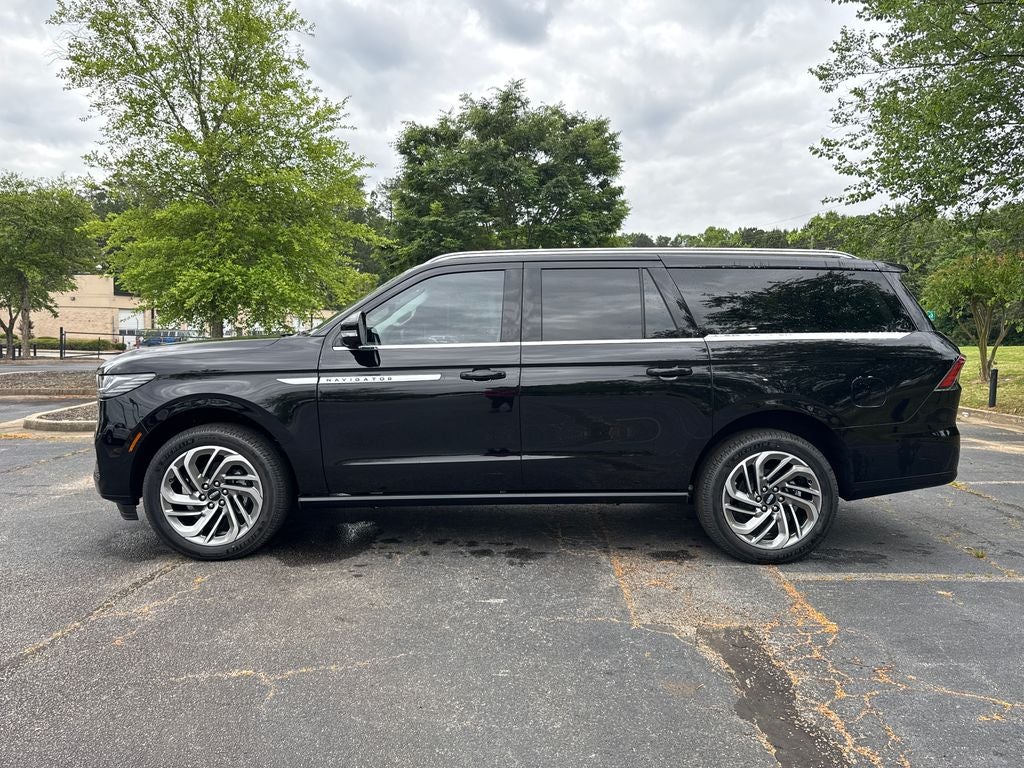2026 Lincoln Navigator L Reserve