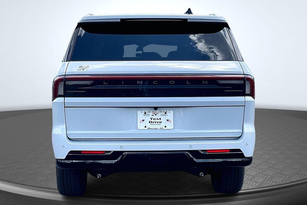 2026 Lincoln Navigator L Reserve