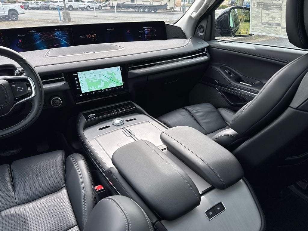 2025 Lincoln Navigator L Reserve