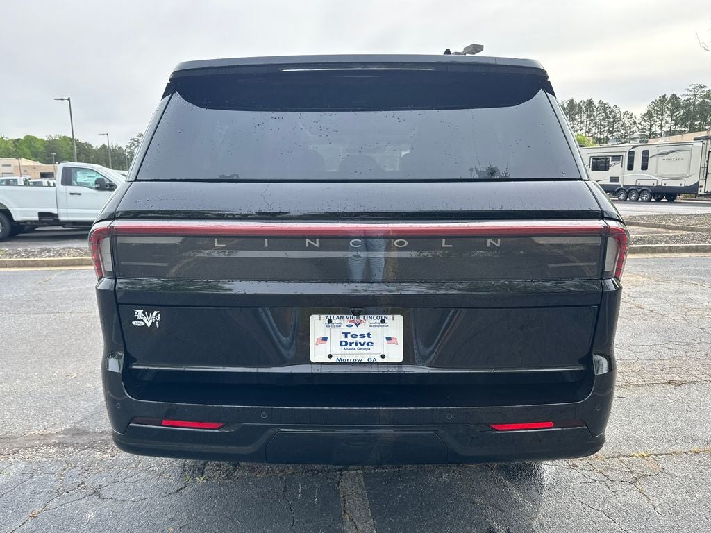 2025 Lincoln Navigator L Reserve