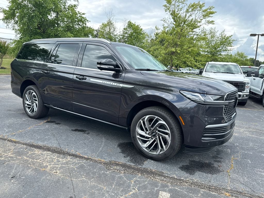 2026 Lincoln Navigator L Reserve