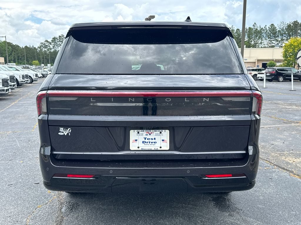 2026 Lincoln Navigator L Reserve