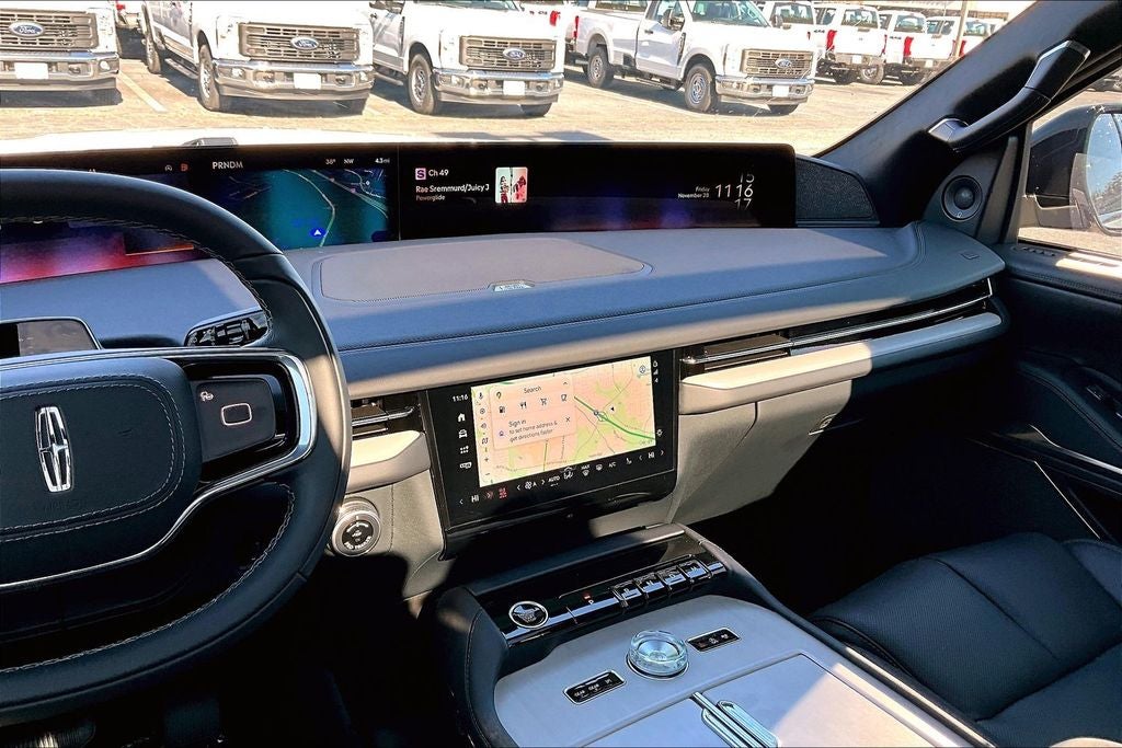 2025 Lincoln Navigator L Reserve