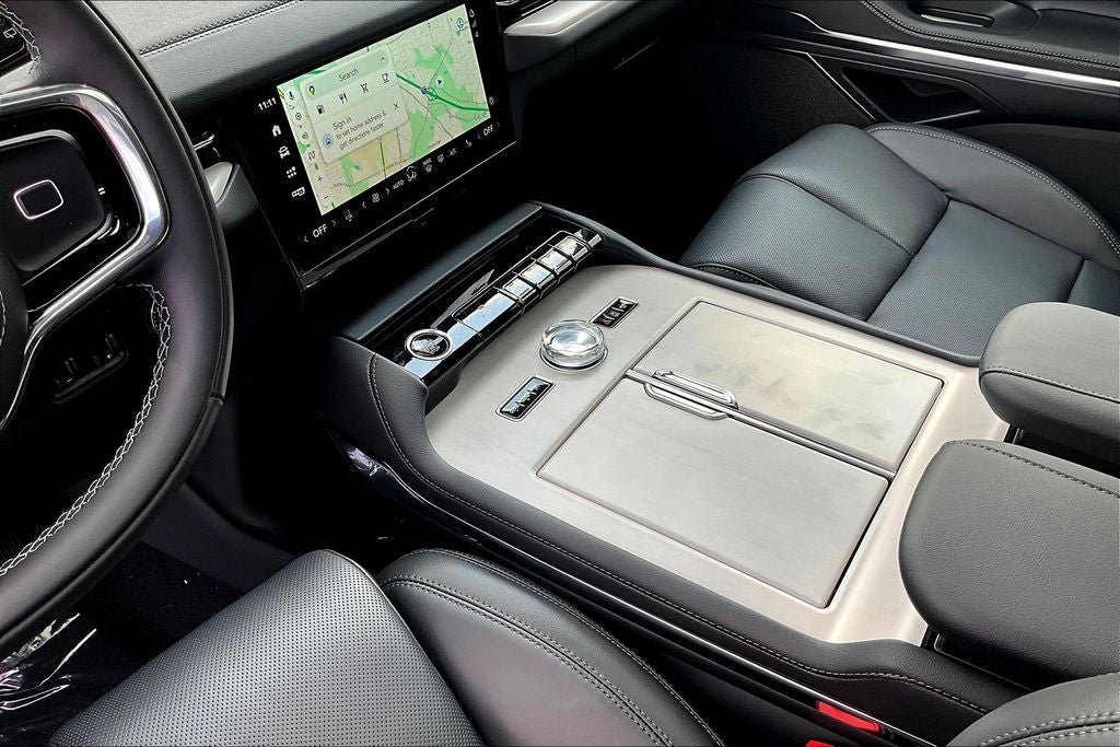 2025 Lincoln Navigator L Reserve