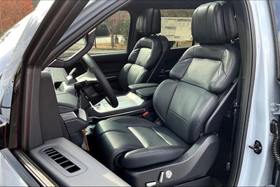 2025 Lincoln Navigator L Reserve