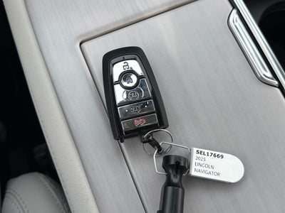 2025 Lincoln Navigator L Reserve