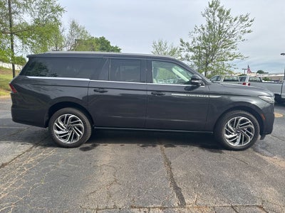 2025 Lincoln Navigator L Reserve