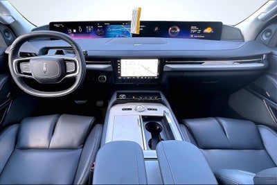 2027 Lincoln Navigator L Reserve