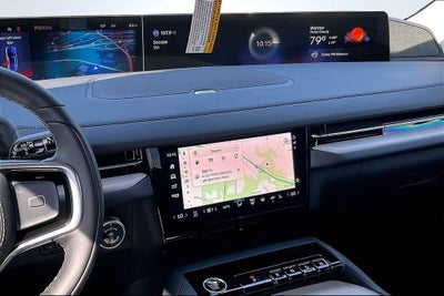 2027 Lincoln Navigator L Reserve
