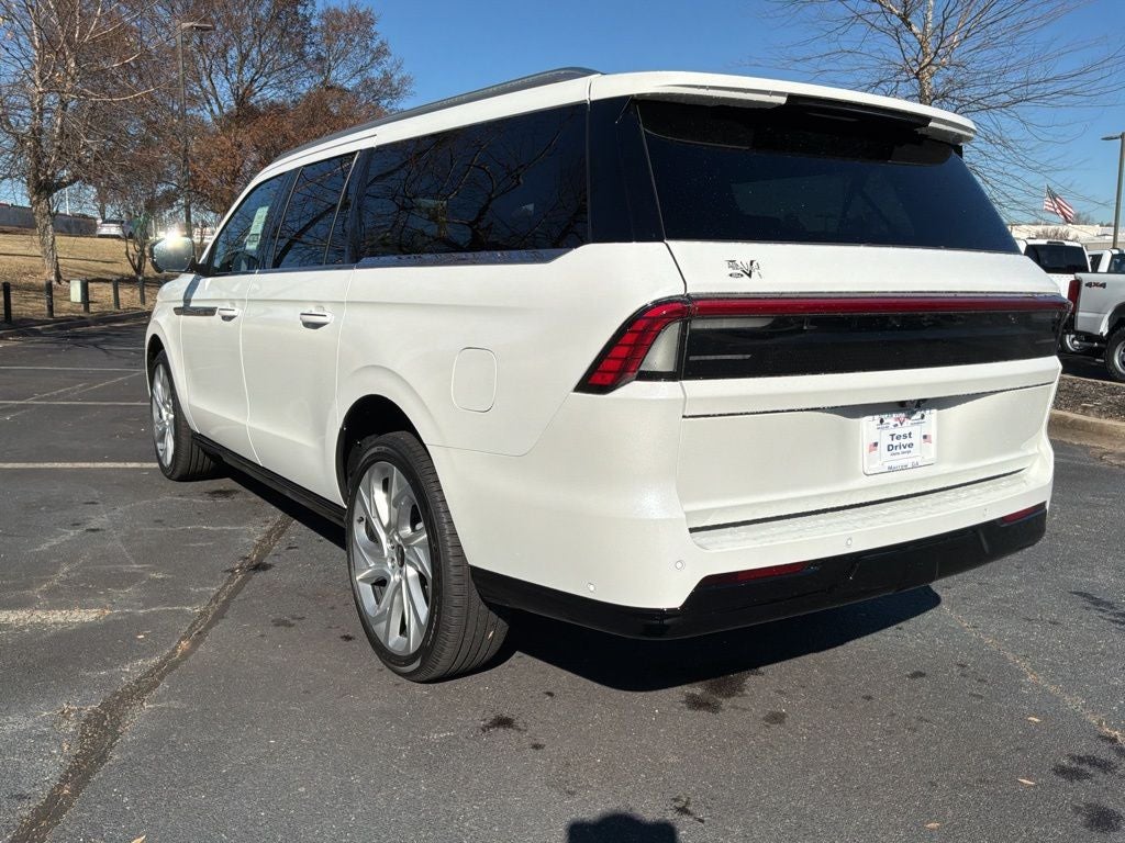 2025 Lincoln Navigator L Reserve