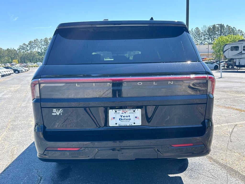 2026 Lincoln Navigator L Reserve