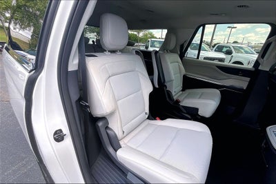 2026 Lincoln Navigator L Premiere