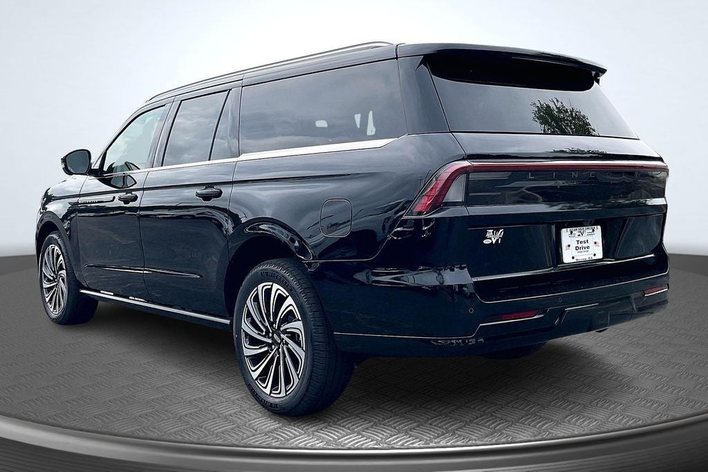 2027 Lincoln Navigator L Black Label