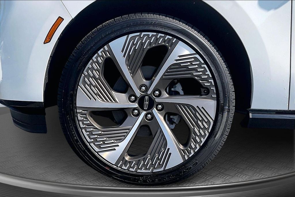 2027 Lincoln Navigator L Black Label