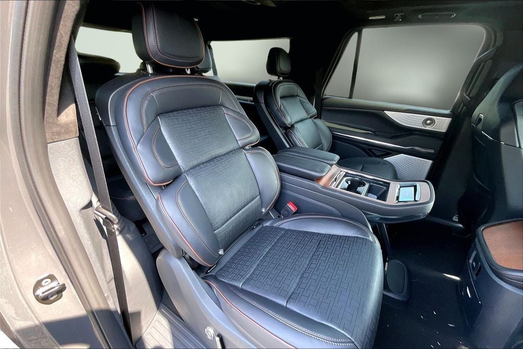 2026 Lincoln Navigator L Black Label