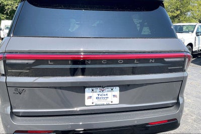 2026 Lincoln Navigator L Black Label