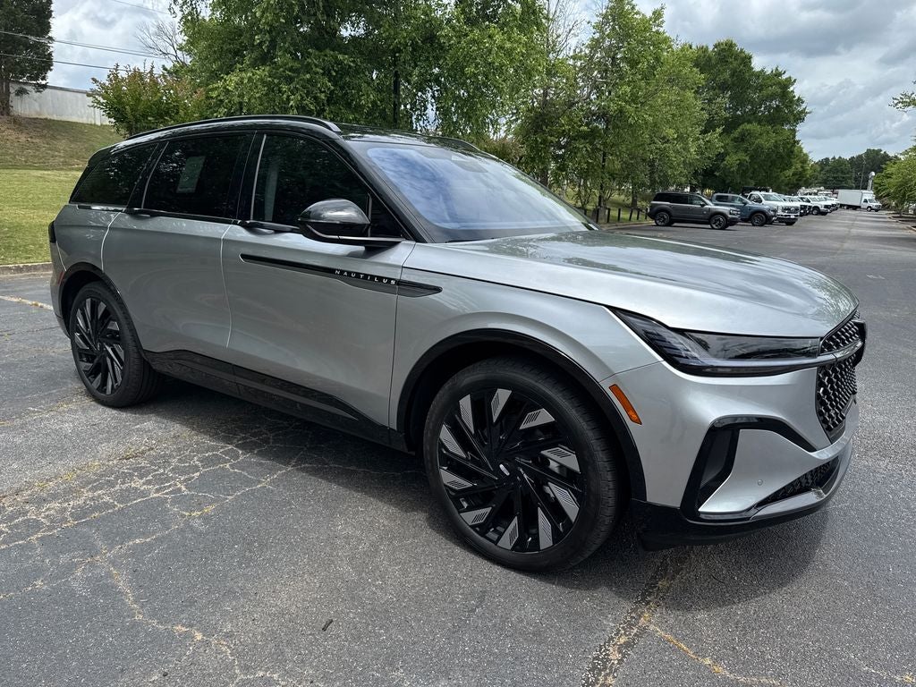 2026 Lincoln Nautilus Reserve AWD's photo