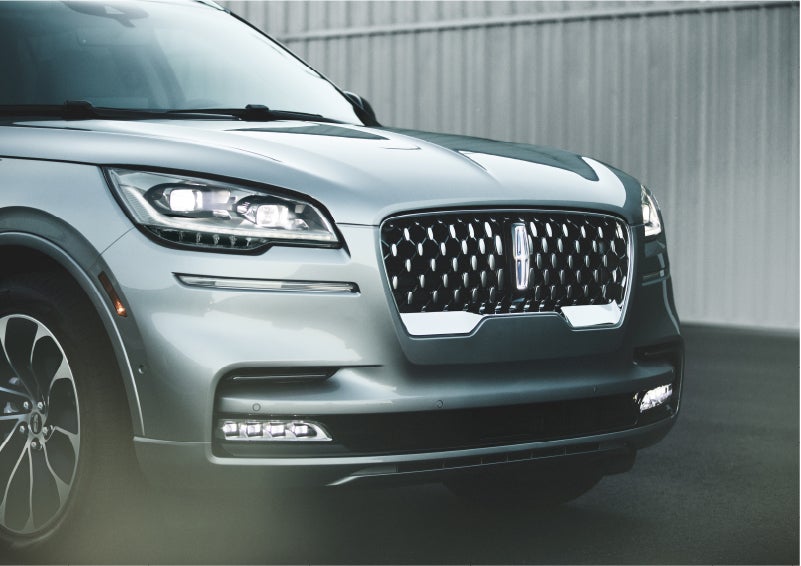 The available adaptive pixel LED headlamps of the 2023 Lincoln Aviator® SUV activated | Allan Vigil Lincoln, Inc. in Morrow GA