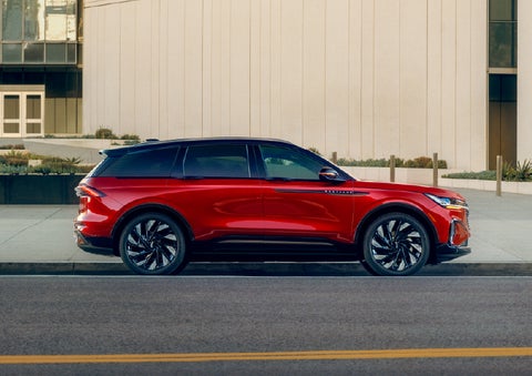 2025 Lincoln Nautilus® SUV with the available Jet Appearance Package and Hybrid transmission. | Allan Vigil Lincoln, Inc. in Morrow GA